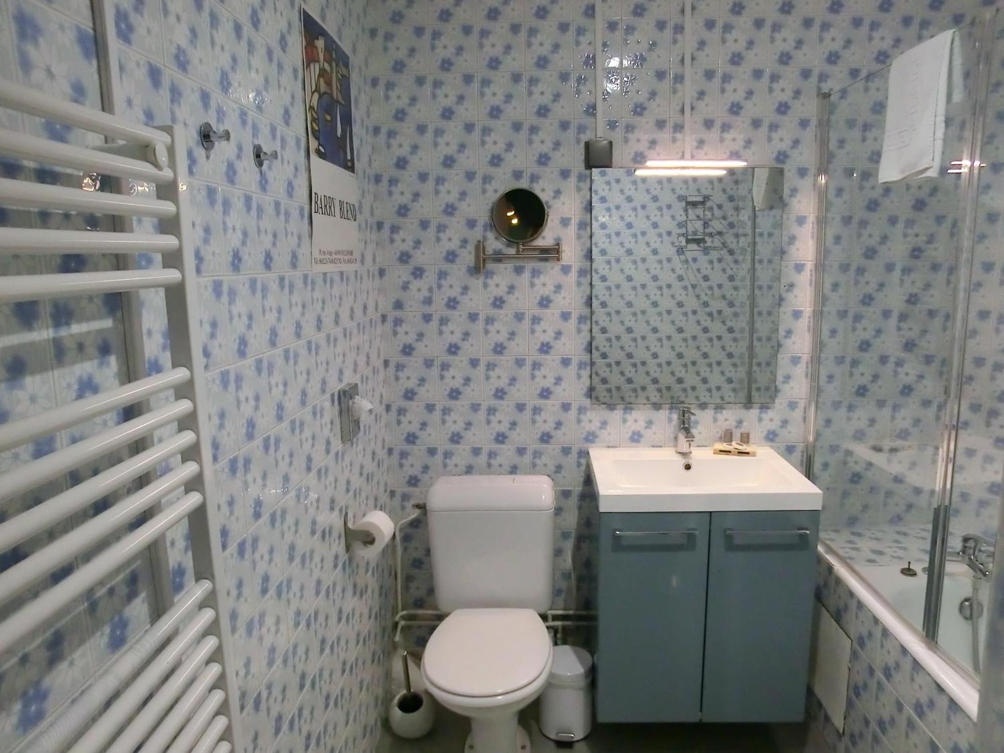 Hotel Sur Le Quai Порт Вендрес Стая снимка