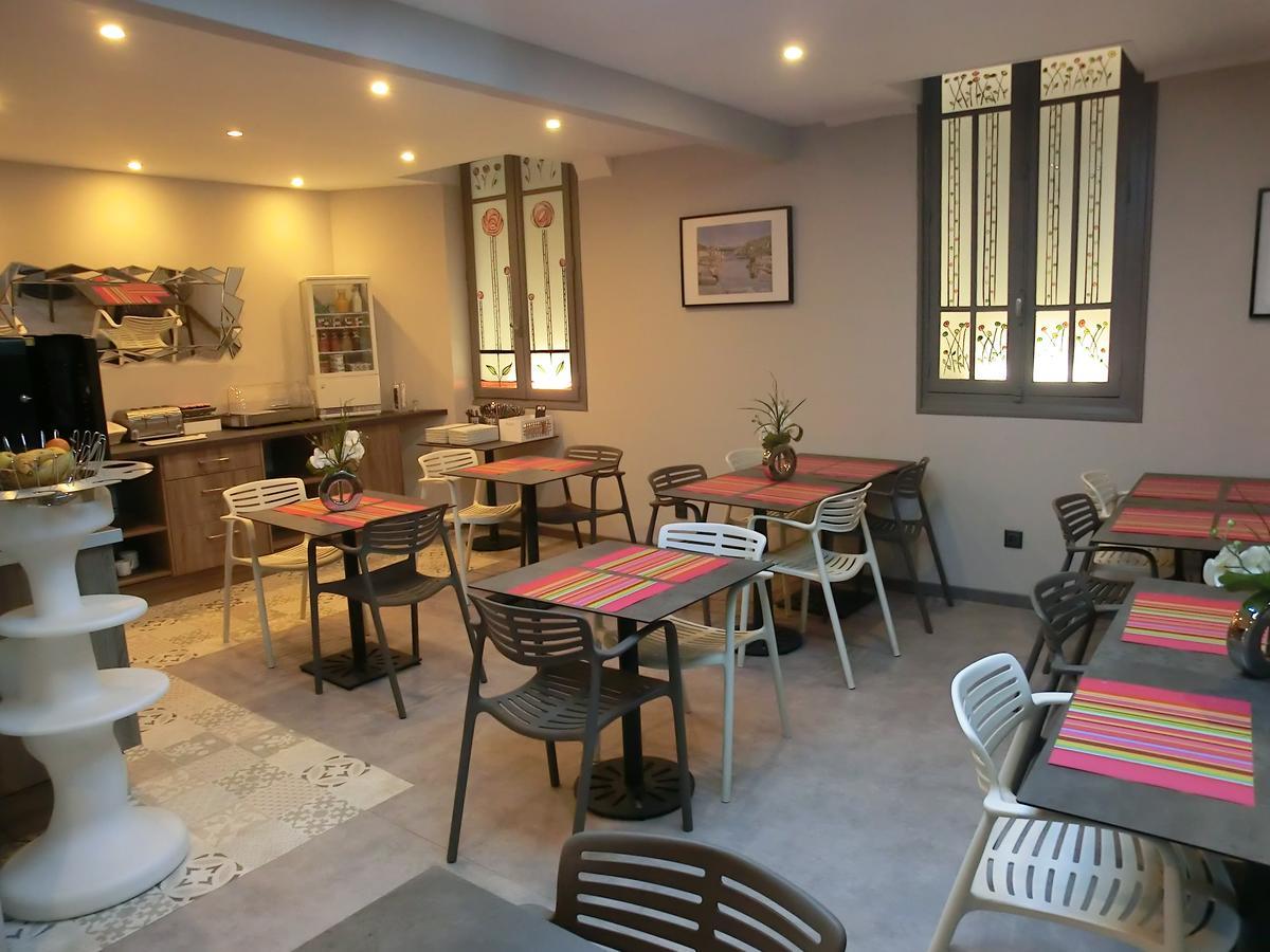 Hotel Sur Le Quai Порт Вендрес Екстериор снимка