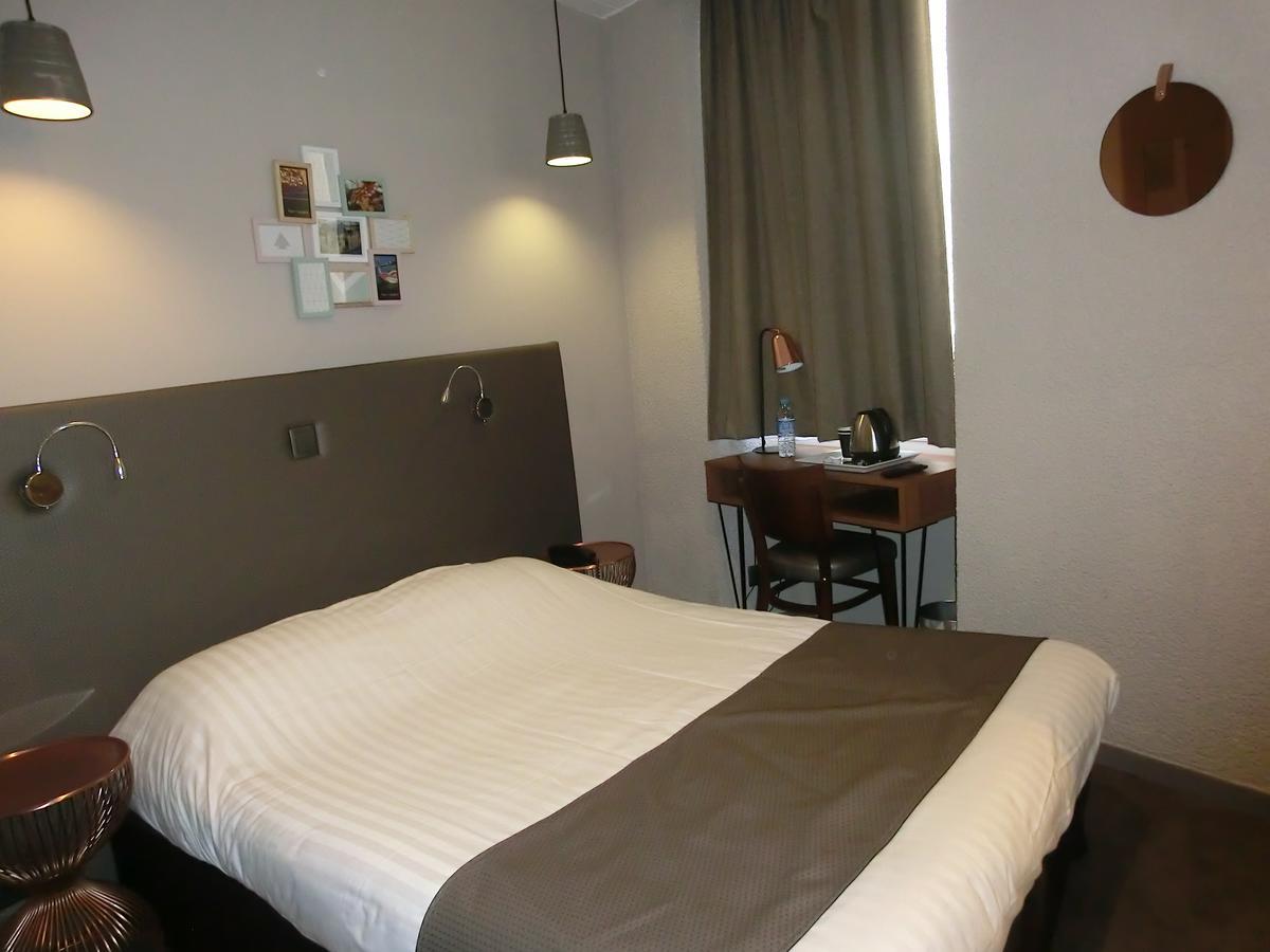 Hotel Sur Le Quai Порт Вендрес Екстериор снимка