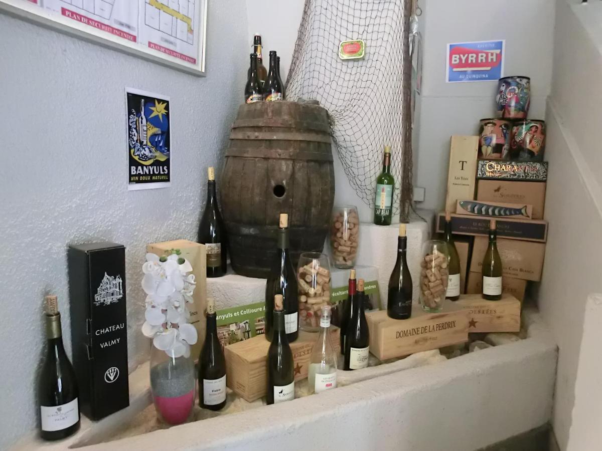 Hotel Sur Le Quai Порт Вендрес Екстериор снимка
