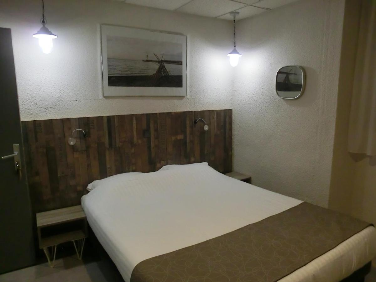 Hotel Sur Le Quai Порт Вендрес Екстериор снимка
